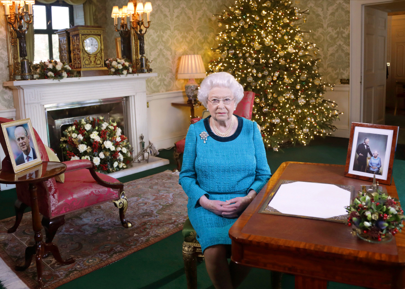 Illustration for article titled Does the Queen Wear Essie Nail Polish in 'Ballet Slippers'? An InvestigationÂ